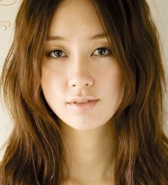 五位日本性感的瘦臉女演員和發型