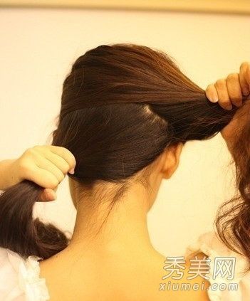 韩式DIY发辫优雅动人，不容错过。
