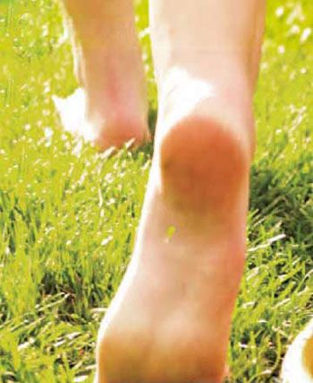 7种呵护美丽双脚的方法来提升夏日最美的双脚