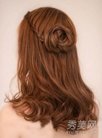 如何梳一个漂亮的发型11公主的头发甜美无比