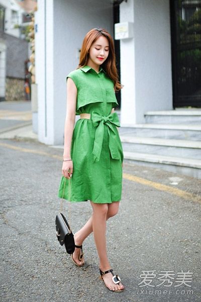 女装无袖款式更酷