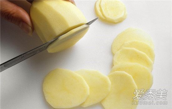 土豆美白面膜简单方法土豆美白面膜有用吗