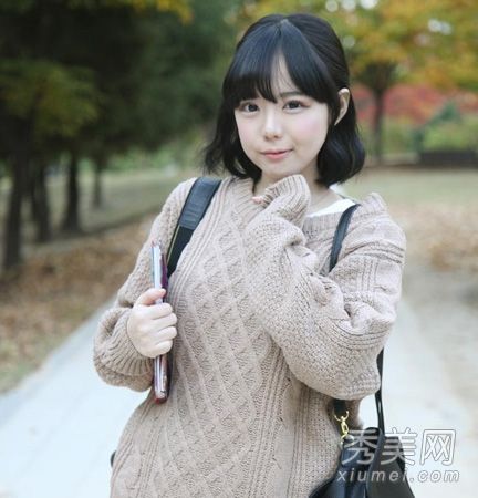 圆脸女孩不会错过的短发和中等发型。