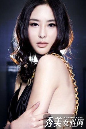 性感女演员野兽4发型秀