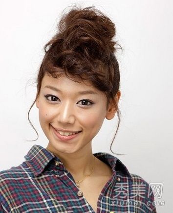 夏天,新公司制作刘海的方法非常漂亮。