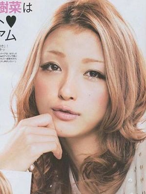 日本美女新鲜头发搜索
