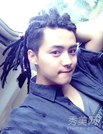 马天宇快本秀的新发型和脏辫子极具颠覆性。