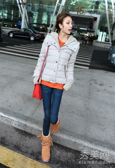 棉袄试图在不臃肿的情况下混合搭配厚冬装。
