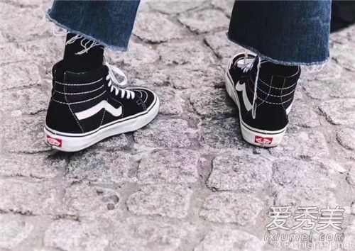 Vans sk8 hi鞋带系法