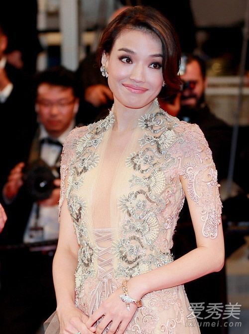 爱你的头发!使用错误的洗发水比染发更糟糕。