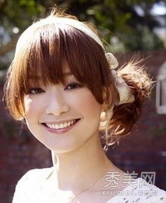 2根超级简单的头发一步扎好,变得漂亮又酷