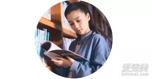 郑爽和阿布都喜欢他们的发型。想变得更漂亮的女孩必须学会扎头发!