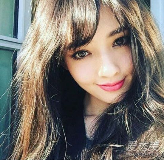 你想在染发前洗头吗?如何洗掉染发剂?