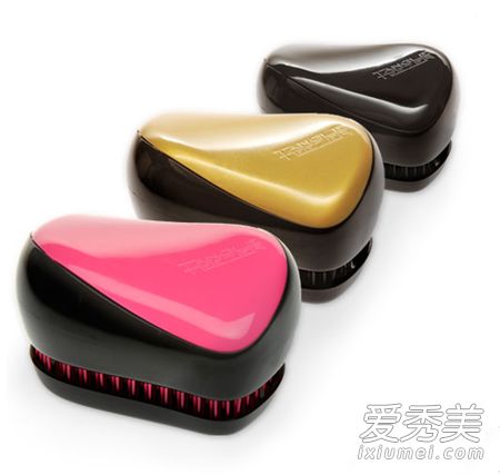 如何打开美发梳以及如何清洁它