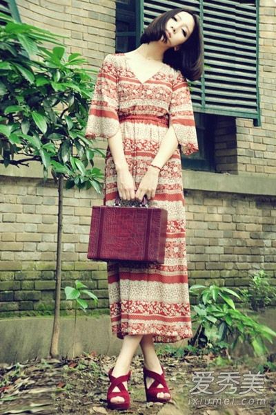 民族服饰浪漫的文学女孩喜欢搭配