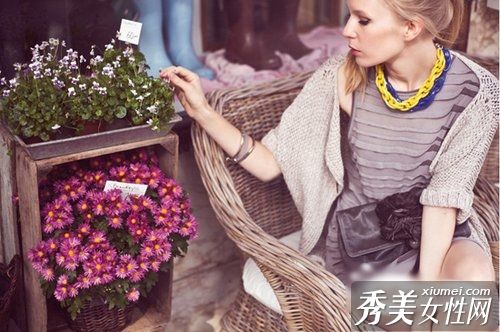 用眼睛做一个迷人的女人