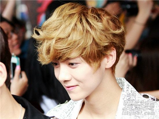 卢汉时尚发型秀拉高跑步男士平均面部价值