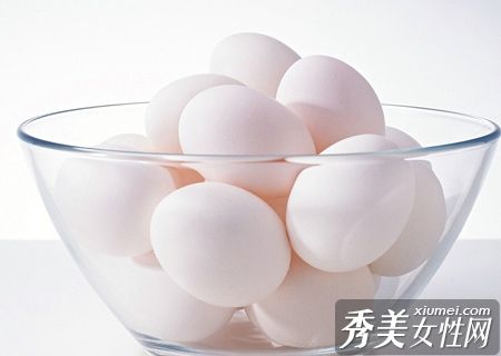 生活中有一种保护皮肤、美白心经的方法。