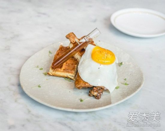 向黄说再见!冬天吃这些食物对你的头发有好处。