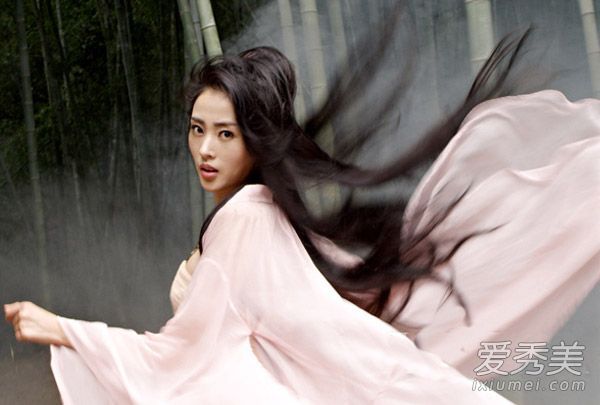 太子妃下线了吗?如果你有一头美丽的长发,你也可以自己带吹风机。