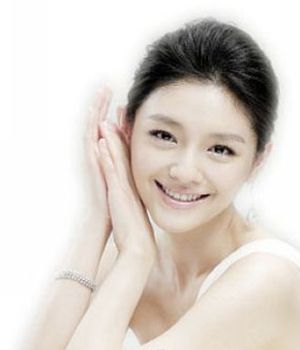 向大S学习从外到内美白肌肤,白皙透亮。