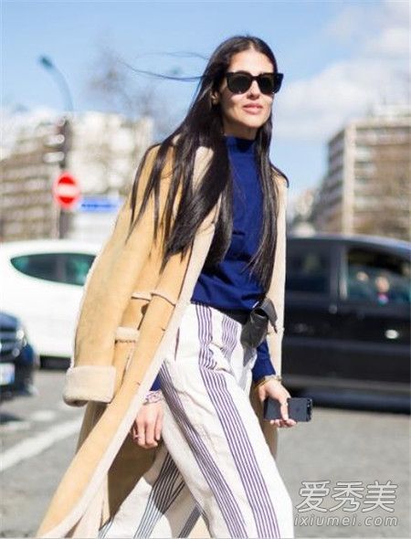 熨烫羊毛大衣需要掌握正确的方法。