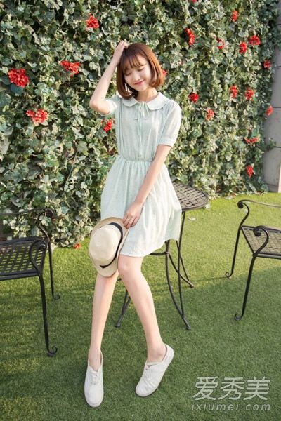 8件雪纺连衣裙营造出清新的淑女风格