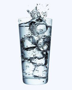 大毛孔一天保存三次，需要坚持。