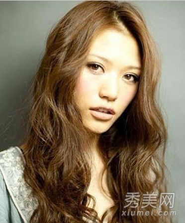 插图甜面花玉米发型编织步骤