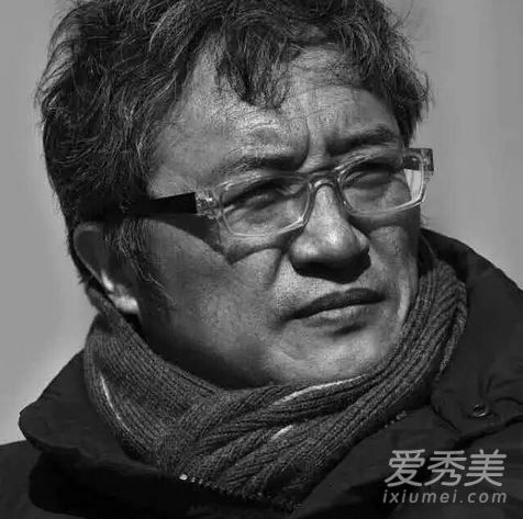 名人真实而朴素的照片揭露了2003年刘晓庆出狱
