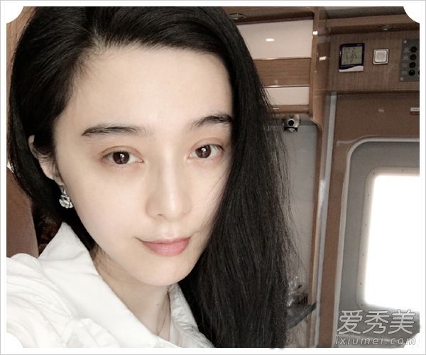 女明星的最新裸照都很漂亮。