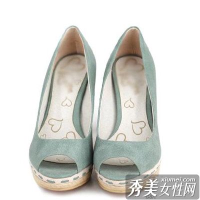 OL气质鞋释放性感魅力