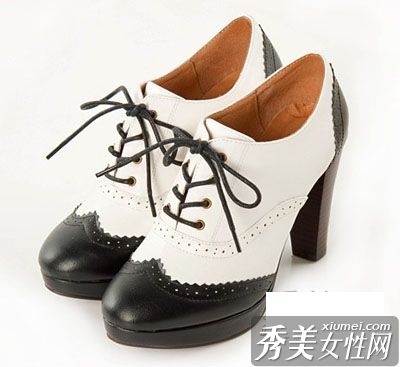 休闲百搭牛津鞋彰显个性风格