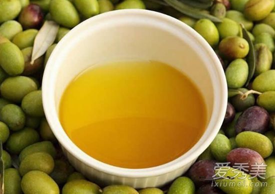 如何用茶籽油洗头?用茶籽油洗头有什么好处?可以治疗脱发