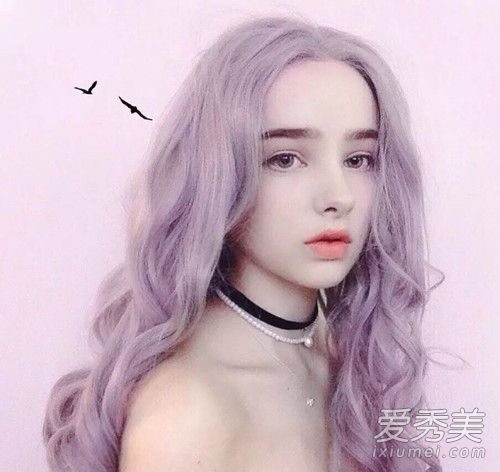 为什么我不能在染发前洗头?