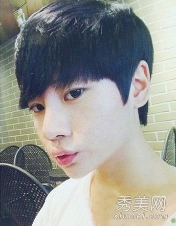 9款时尚男孩短发刘海勾勒帅气脸蛋