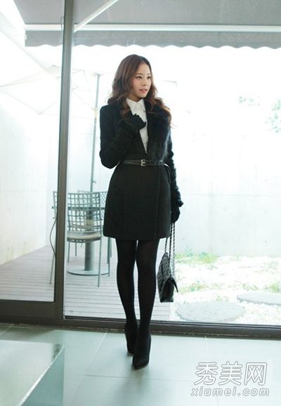 羊毛衫+靴子瞬间提升女性魅力