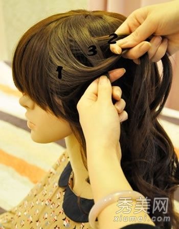 最新的DIY编织发型,打造秋冬优雅发型