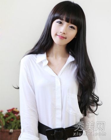 圆脸有什么样的发型?长发是最美丽的。