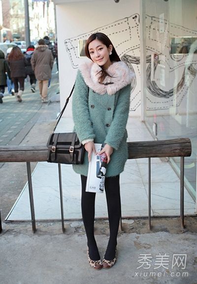 新年大衣的八种实用组合优雅迷人。