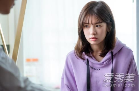 这是我有生以来第一次容格素敏齐肩的发型让小芳的脸变得更漂亮了!