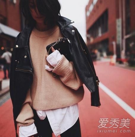 如何抚平皮衣上的皱纹？皮革服装的清洁和维护