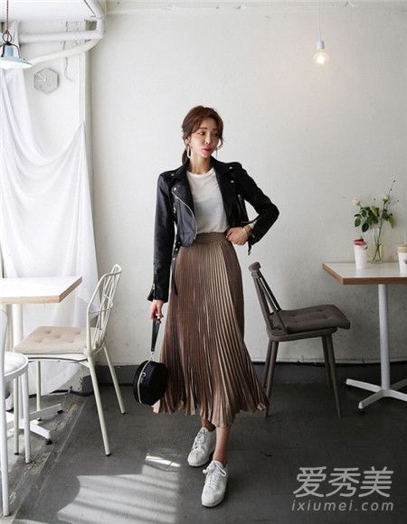 如何保养羊皮服装正确保养羊皮服装的方法