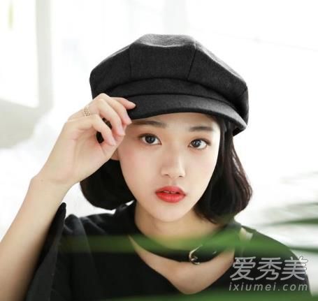 在所有秋冬流行的帽子中,哪一顶最适合短发?
