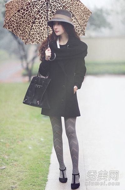 9件在新年将会失败的黑色冬装都有款式可供选择。