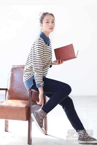 春天的彩条花巧瘦而清新