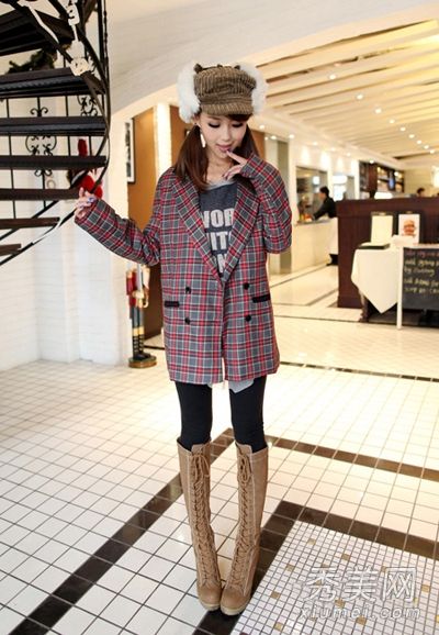 外套+打底裤+靴子保暖秀高空场