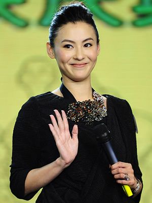 女演员回到娱乐圈谈论维护