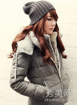 棉袄时尚与新年配成九体