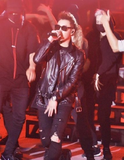 潘玮柏的皮革是什么牌子的？潘玮柏·艾尔皮革已被广泛曝光